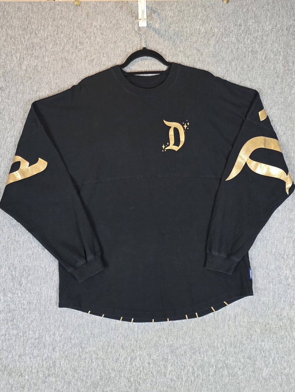 Spirit Jersey Disneyland Resort Long Sleeve Shirt Top Black Gold Wmn's Lg